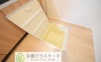 床下収納スペース
