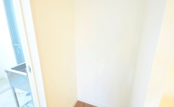 冷蔵庫置き場