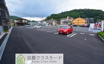 敷地内ガレージ