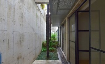 専用庭　※室内写真は同マンション内の別タイプのものです。