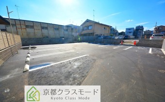 敷地内ガレージ