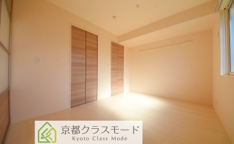 Room6