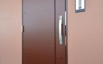玄関ドア