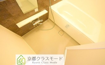 バウルーム　※室内写真は606号室のものです。
