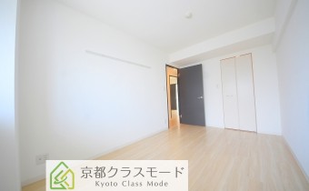 ※室内写真は606号室のものです。
