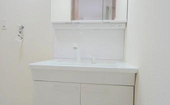 独立洗面台
