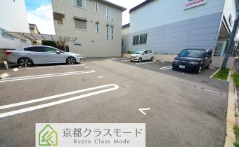 敷地内ガレージ
