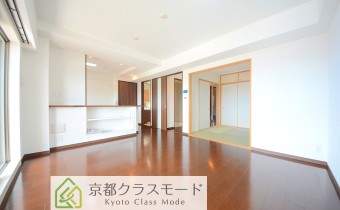 2018年築の「築浅」「分譲賃貸」の「パデシオン」マンションです☆