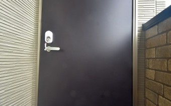 玄関ドア
