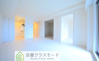 御池通りに面する希少性の高い立地の「分譲賃貸」です♪