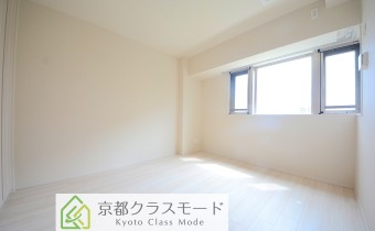 Room7