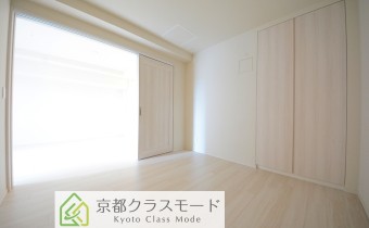 Room5