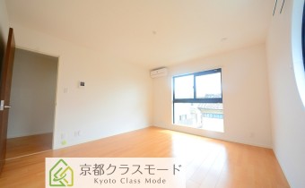 Room9