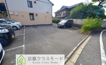 敷地内ガレージ