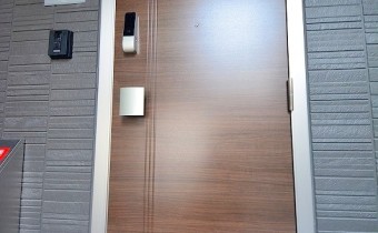 玄関ドア