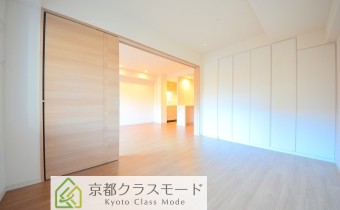 洋室6.4帖