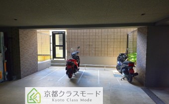 バイク置き場
