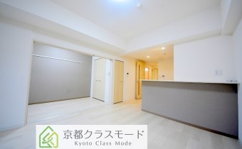 「白系」の明るい室内空間♪防音性もバッチリ！