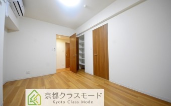 Room 7.5