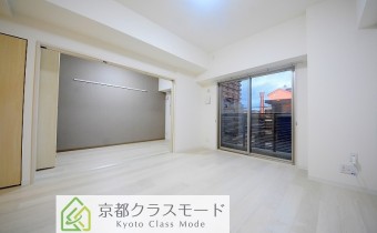 「白系」の明るい室内空間♪防音性もバッチリ！