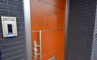 玄関ドア