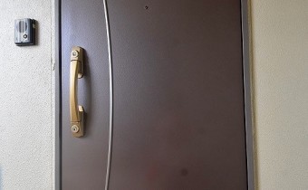玄関ドア