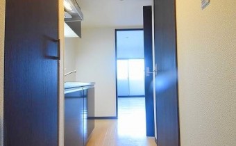 ※室内写真は同シリーズの参考写真です。
