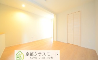 洋室7.6帖