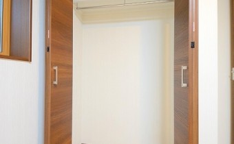 Room 6のクローゼット