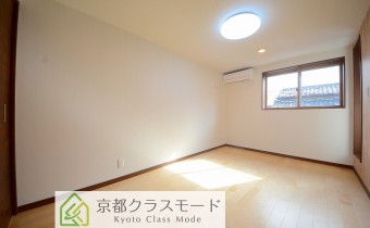 Room 7