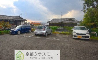 敷地内ガレージ