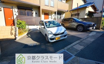 敷地内ガレージ