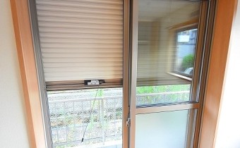 シャッター雨戸