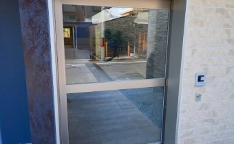 駐輪スペースへ