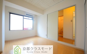 Room6