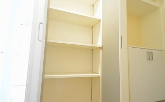 廊下の収納