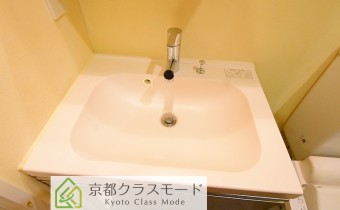 独立洗面台
