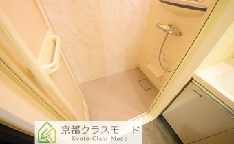 シャワーブース