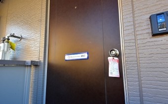 玄関ドア