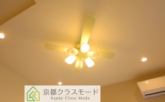 シーリングファン付き！