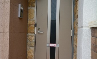 玄関ドア