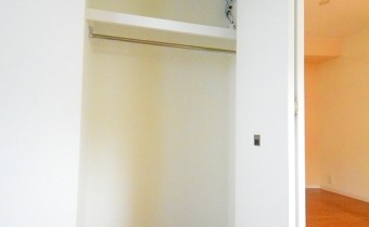 Room 4.22のクローゼット