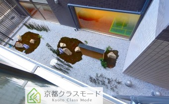 吹抜けになっております。