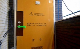 玄関ドア