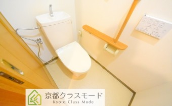 ウォシュレットトイレ※同マンション別室の反転タイプです