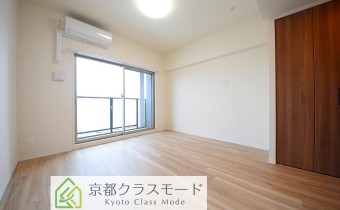 Room8