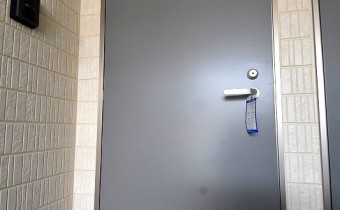 玄関ドア