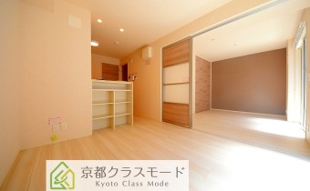 温かみのある綺麗なリビングダイニングです♪