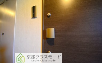 玄関ドア　ダブルロック
