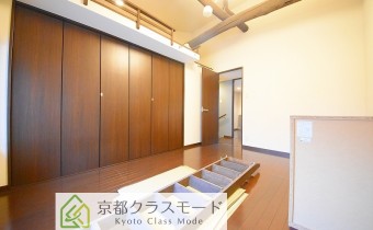 Room 6